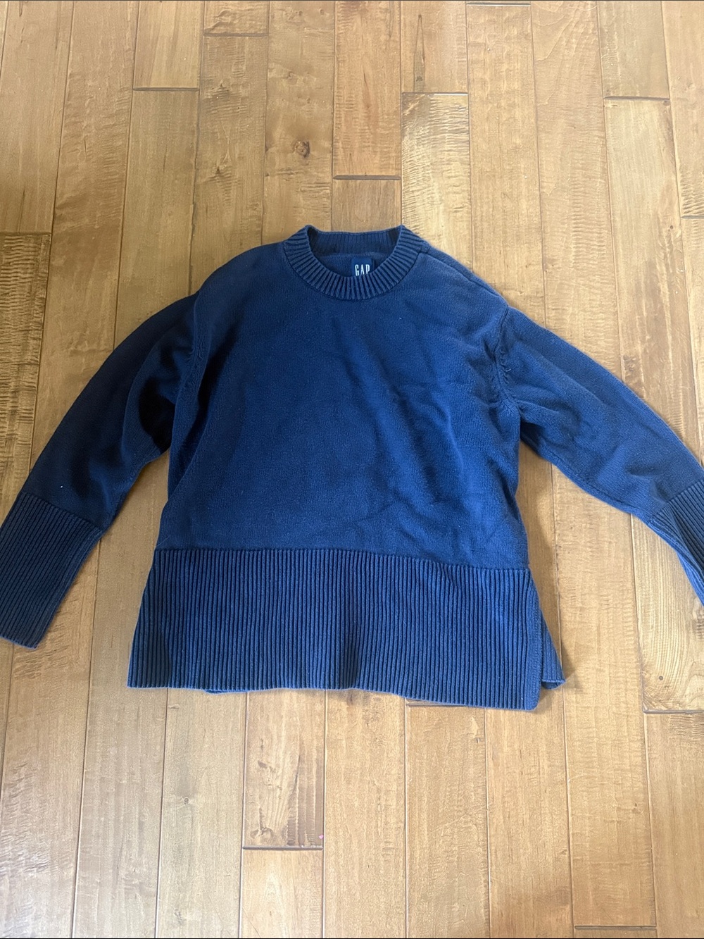 GAP 100% cotton navy sweater